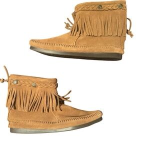 Minnetonka 293 Fringe Ankle Boots Suede 8.5
